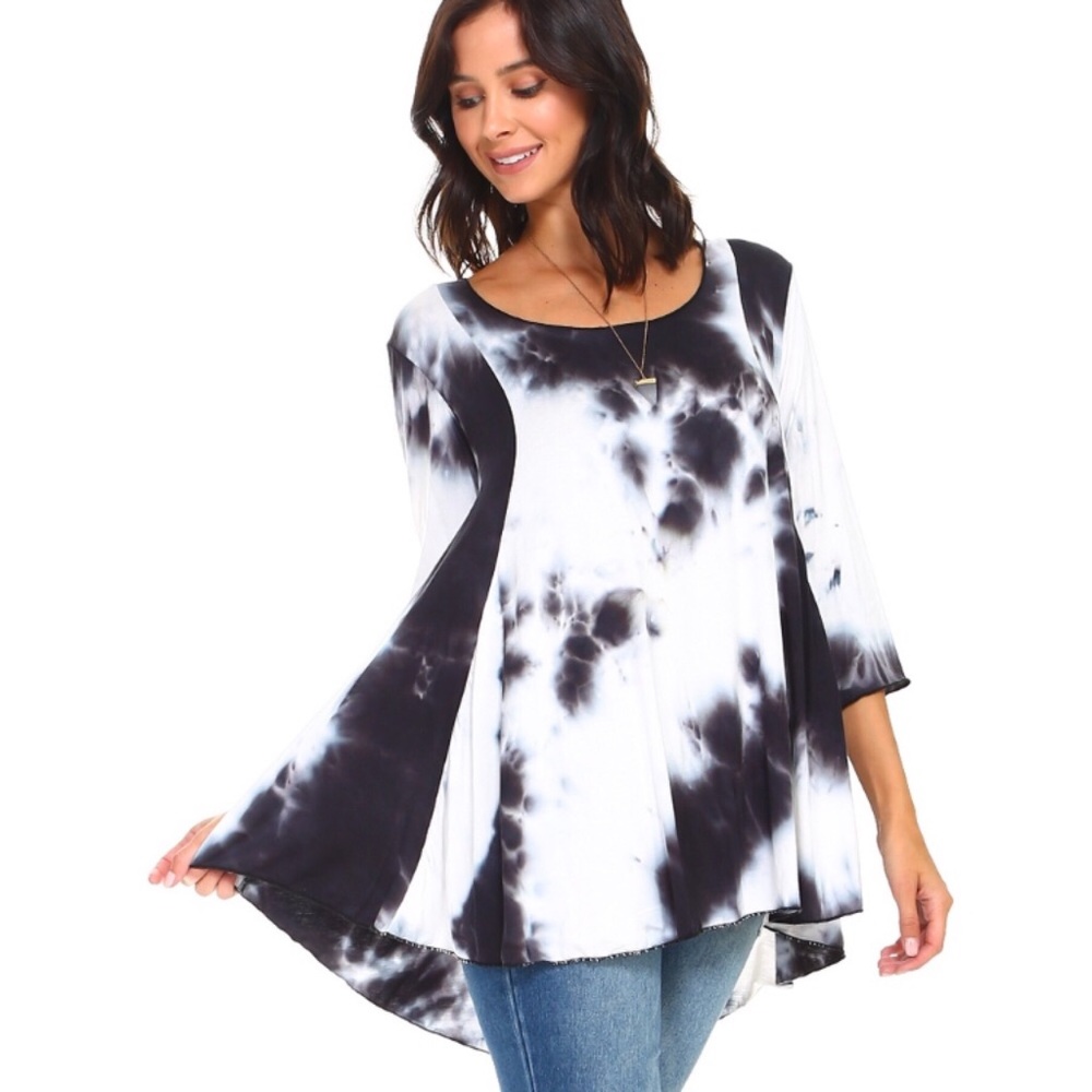 Simplicitie Inc. Black and White Tie-Dye Top